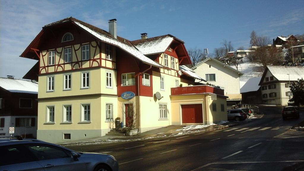 Apartamento Privatzimmer Im Gasthaus Engel Dornbirn Exterior foto