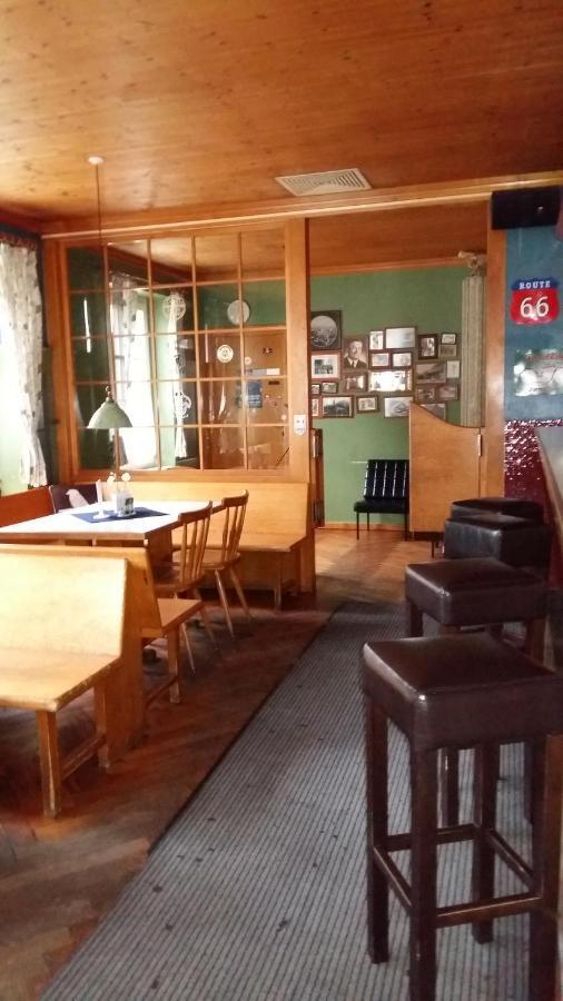 Apartamento Privatzimmer Im Gasthaus Engel Dornbirn Exterior foto